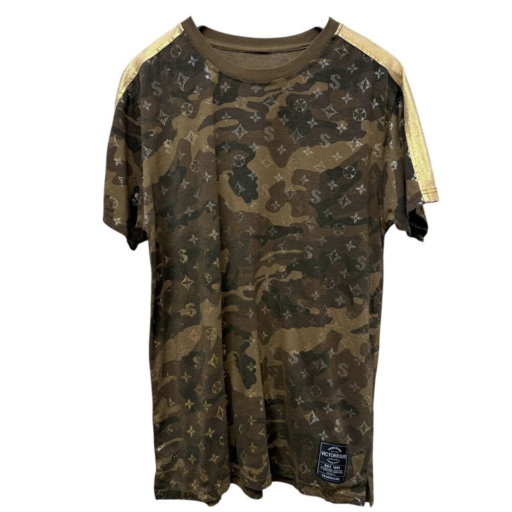 Victorious Camo Tee Mens Medium Streetwear T-Shirt Olive Green Metallic Gold Y2K